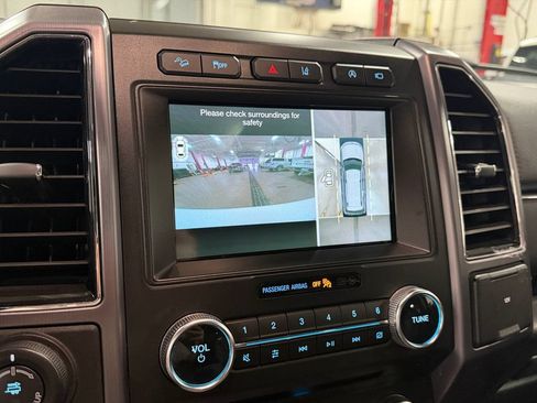 Used 2018 Ford Expedition Max Platinum AWD/4WD image 18