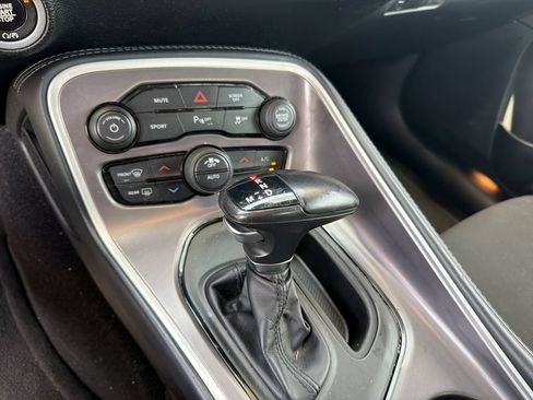 Used 2022 Dodge Challenger GT w/ Blacktop Package RWD image 15