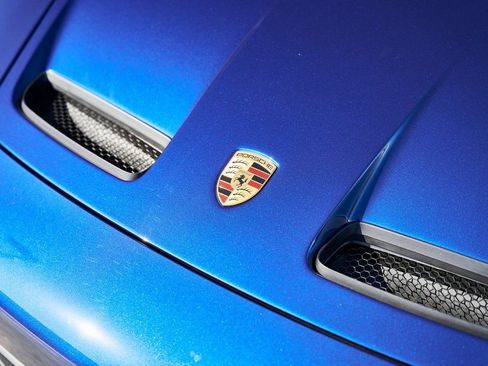Used 2025 Porsche 911 GT3 w/ Chrono Package RWD image 9