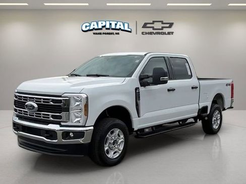 Used 2025 Ford F250 XLT AWD/4WD image 1