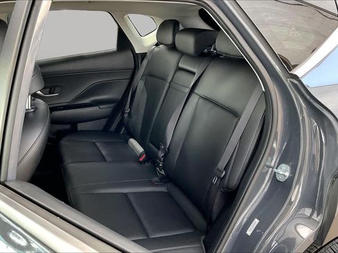 Used 2024 Hyundai Kona Limited AWD/4WD image 21