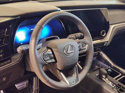 New 2026 Lexus TX 500h AWD image 12