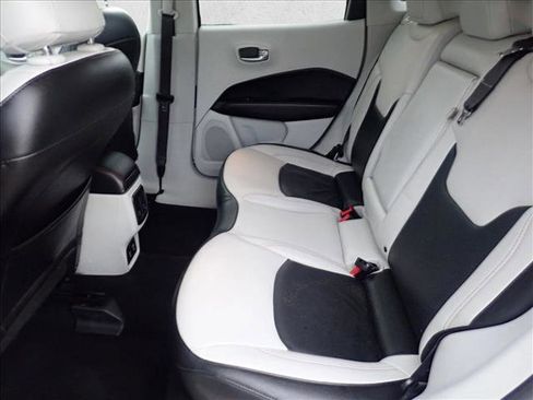 Used 2021 Jeep Compass Limited image 9