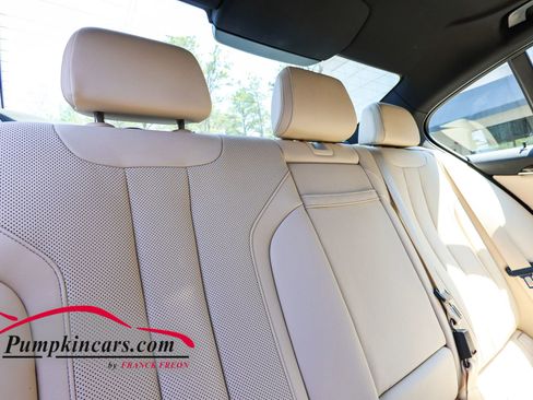 Used 2021 BMW 530i xDrive w/ Convenience Package AWD/4WD image 25