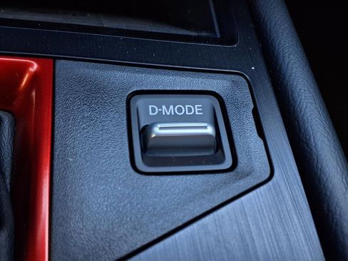 New 2026 Nissan Kicks SR image 14