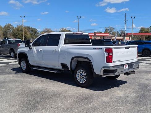 Used 2024 Chevrolet Silverado 2500 LT image 4