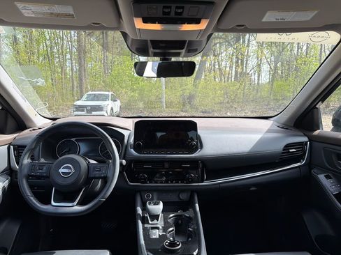 Used 2023 Nissan Rogue SL w/ SL Premium Package AWD/4WD image 9