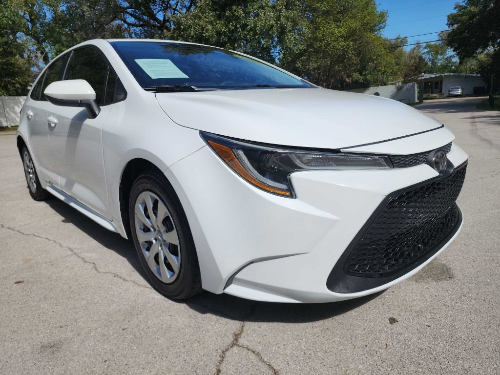 Used 2021 Toyota Corolla LE FWD image 1