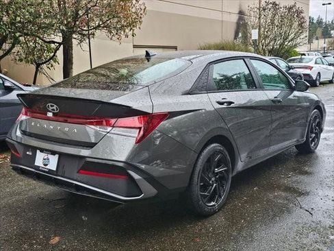 New 2026 Hyundai Elantra Sport FWD image 7