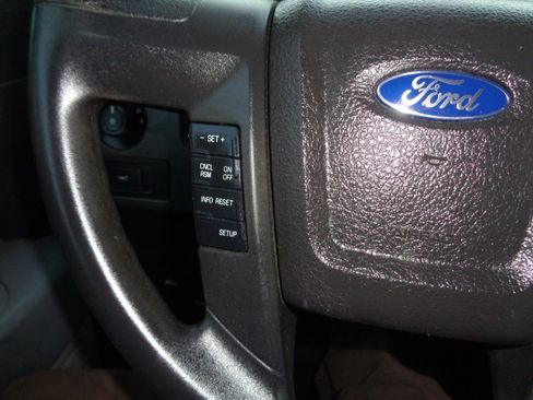 Used 2013 Ford F150 XLT image 21