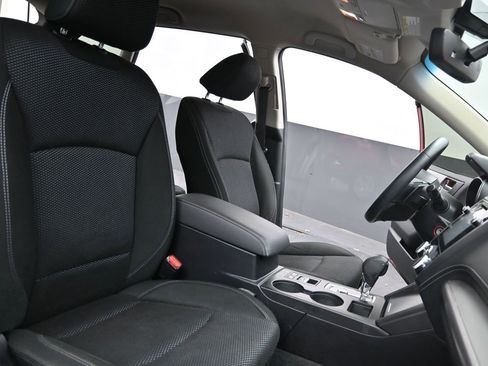 Used 2018 Subaru Outback 2.5i Premium image 24