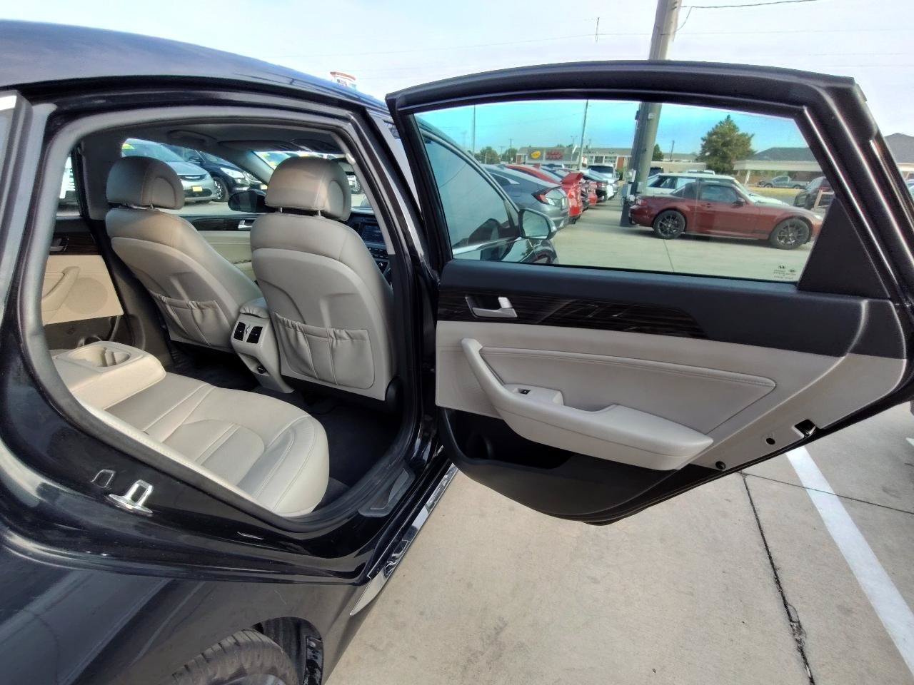 Used 2017 Hyundai Sonata Limited FWD image 38