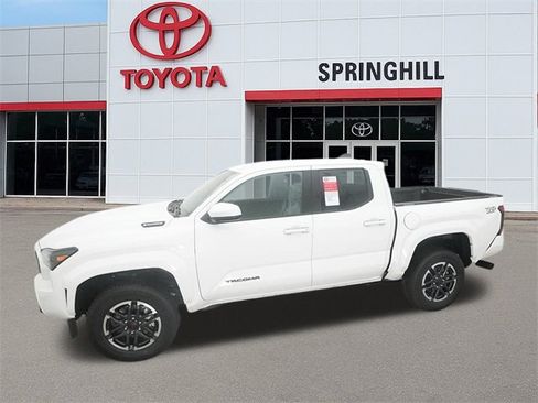 New 2025 Toyota Tacoma TRD Sport image 2