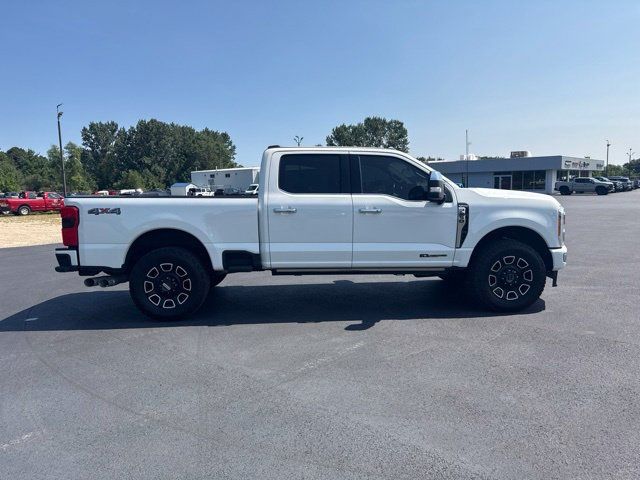 Used 2023 Ford F250 Platinum AWD/4WD image 9