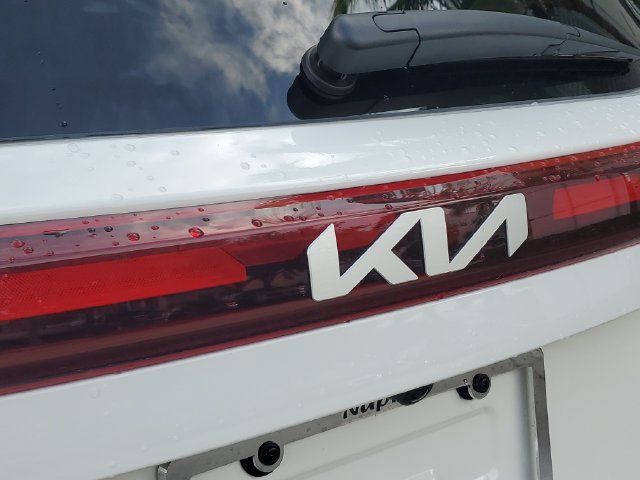 Certified 2024 Kia Seltos X-Line AWD/4WD image 7