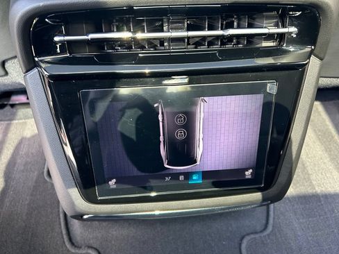 Used 2025 Cadillac Escalade IQ Luxury 1 AWD/4WD image 48