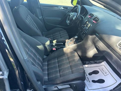Used 2012 Volkswagen GTI 4-Door image 9