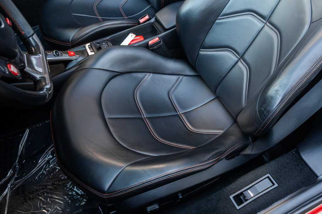 Used 2018 Ferrari 488 Spider RWD image 40
