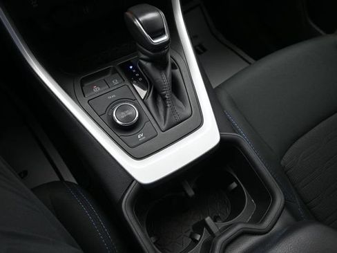 Used 2024 Toyota RAV4 SE AWD/4WD image 35