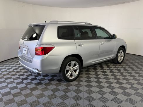 Used 2010 Toyota Highlander Limited FWD image 9