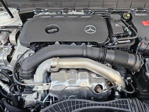 Used 2026 Mercedes-Benz GLB 250 image 21
