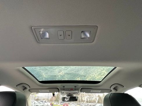 New 2026 Volkswagen Jetta SE FWD image 30
