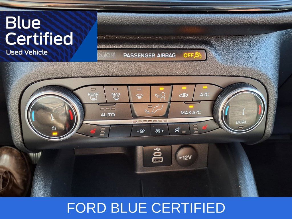 Certified 2025 Ford Escape ST-Line Select AWD/4WD image 12