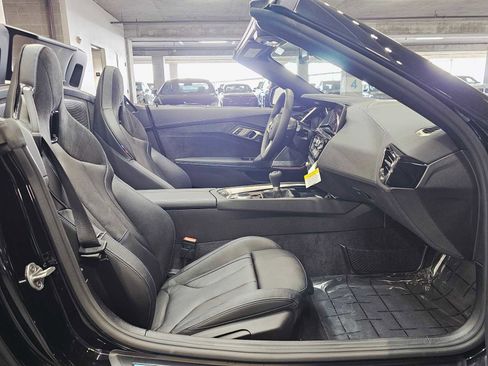 New 2026 BMW Z4 M40i image 26