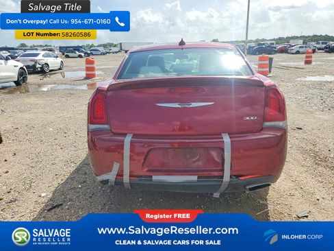 Used 2018 Chrysler 300 S w/ 300S Premium Group 2 RWD image 8