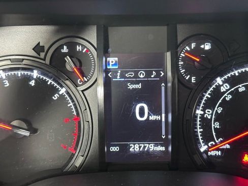 Used 2023 Toyota 4Runner SR5 Premium w/ Moonroof Package image 28