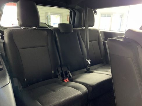 Used 2019 Ford Expedition Max XLT image 20