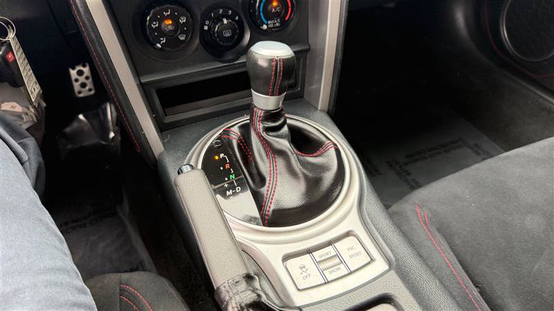 Used 2015 Scion FR-S RWD image 26