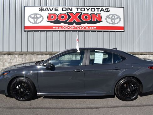 Certified 2025 Toyota Camry SE image 4