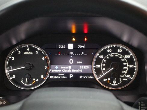 Used 2024 Mitsubishi Outlander SE AWD/4WD image 13