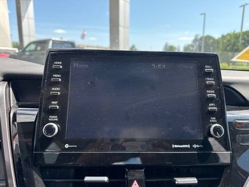 Used 2023 Toyota Camry XSE FWD image 18