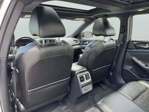 Used 2023 Nissan Maxima SR w/ Sport Mat Group FWD image 41
