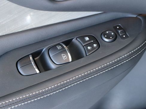 Used 2018 Nissan Murano SL image 14