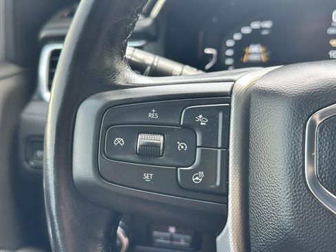 Used 2022 GMC Yukon Denali w/ Advanced Technology Package image 16