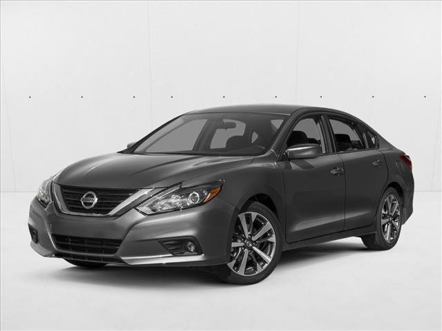 Used 2017 Nissan Altima 2.5 SR w/ Midnight Edition Package FWD image 1