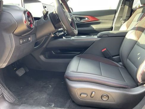 New 2026 Chevrolet Equinox EV RS image 10