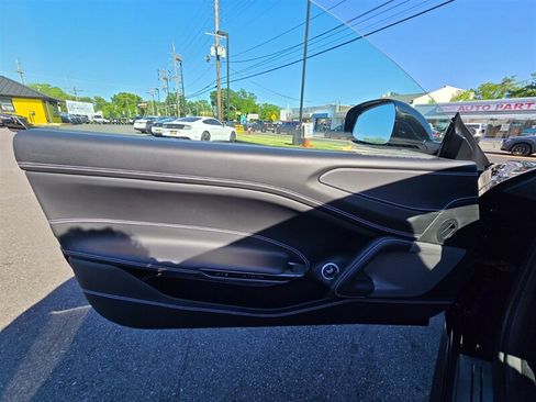 Used 2017 Ferrari GTC4Lusso AWD/4WD image 30
