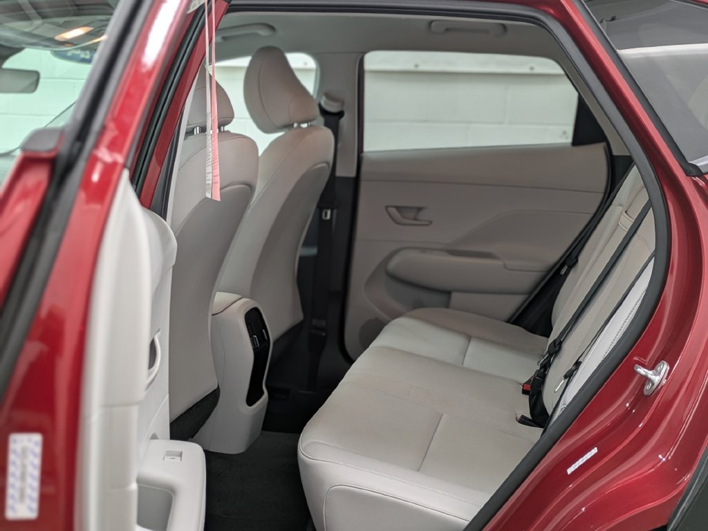Used 2024 Hyundai Kona SEL AWD/4WD image 22