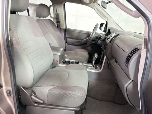 Used 2006 Nissan Pathfinder S AWD/4WD image 27