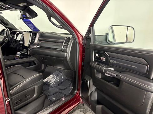 Used 2022 RAM 3500 Limited AWD/4WD image 35