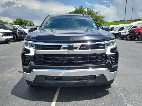 Used 2023 Chevrolet Silverado 1500 LT w/ Protection Package RWD image 2