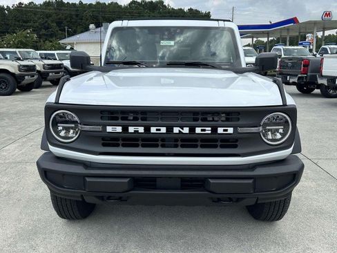 New 2025 Ford Bronco 4-Door AWD/4WD image 2