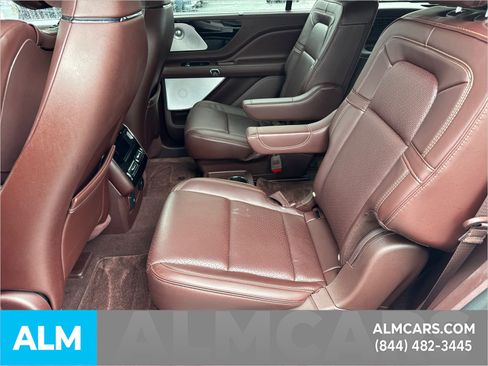 Used 2023 Lincoln Aviator Black Label w/ Class IV Trailer Tow Package image 25