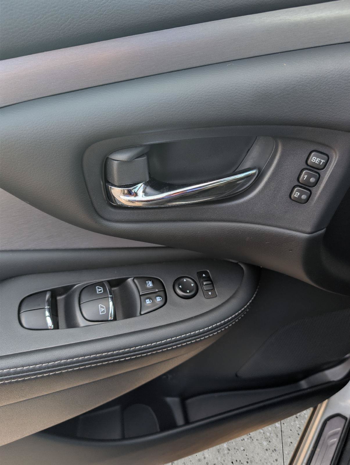 Used 2024 Nissan Murano SL w/ Cargo Package FWD image 31