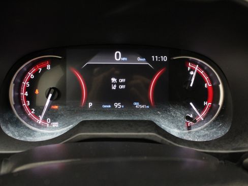 Used 2025 Toyota RAV4 LE AWD/4WD image 34