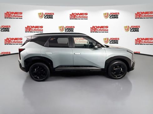Used 2027 Kia Seltos X-Line S w/ X-Line S Premium Package AWD/4WD image 16